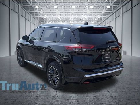 Used 2024 Nissan Rogue Platinum w/ Platinum Premium Package FWD image 5