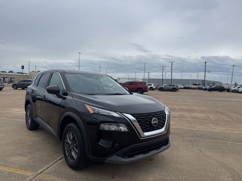Certified 2023 Nissan Rogue S FWD image 1
