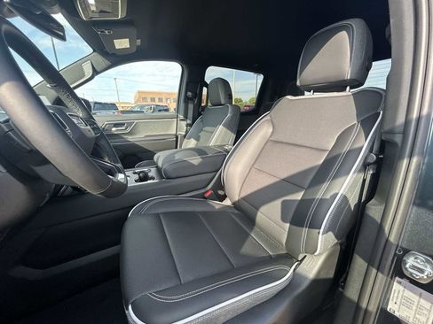 New 2026 GMC Sierra EV Elevation image 17