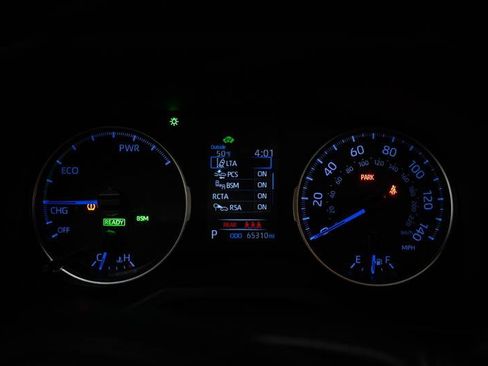 Used 2020 Toyota RAV4 XLE w/ Convenience Package image 18