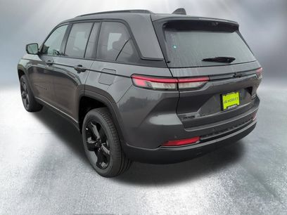 New 2025 Jeep Grand Cherokee Limited w/ Luxury Tech Group II