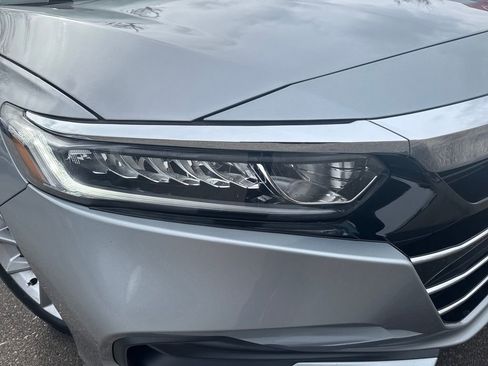 Used 2022 Honda Accord LX image 36
