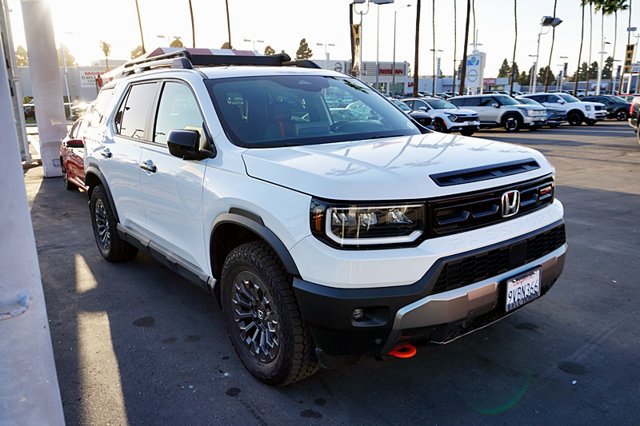 Certified 2026 Honda Passport TrailSport image 1
