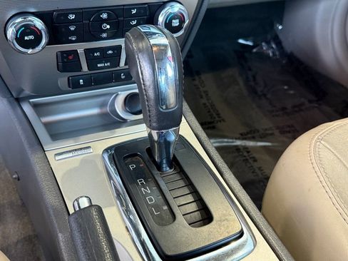 Used 2010 Ford Fusion Hybrid image 26