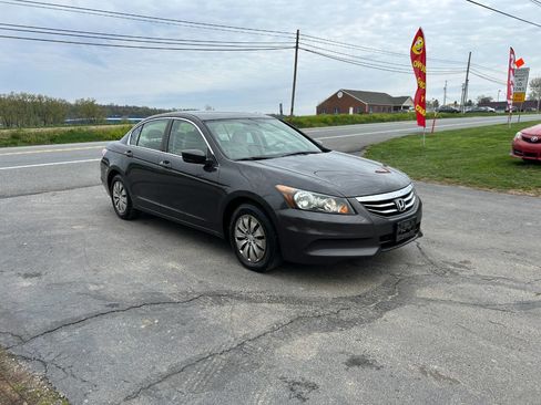 Used 2012 Honda Accord LX image 3