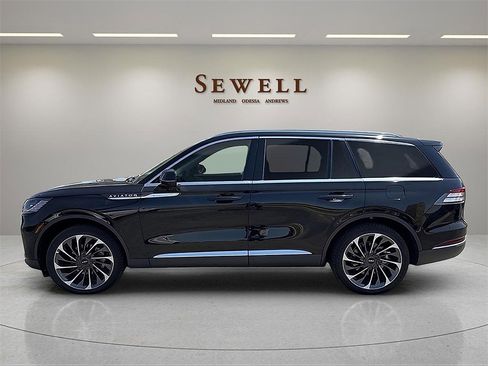New 2025 Lincoln Aviator Reserve w/ Equipment Group 201A image 2