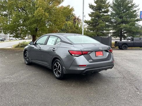 New 2025 Nissan Sentra SV image 6