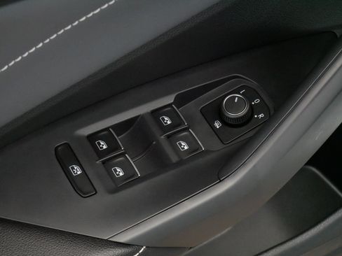 Certified 2026 Volkswagen Jetta SEL FWD image 19