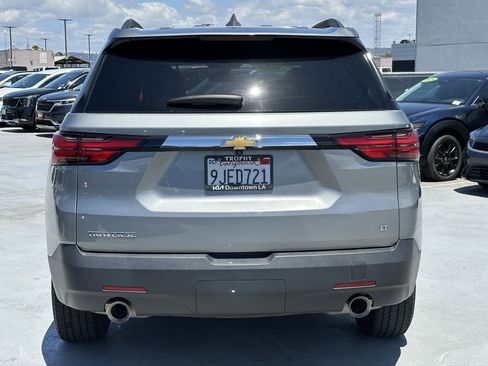 Used 2023 Chevrolet Traverse LT FWD image 6