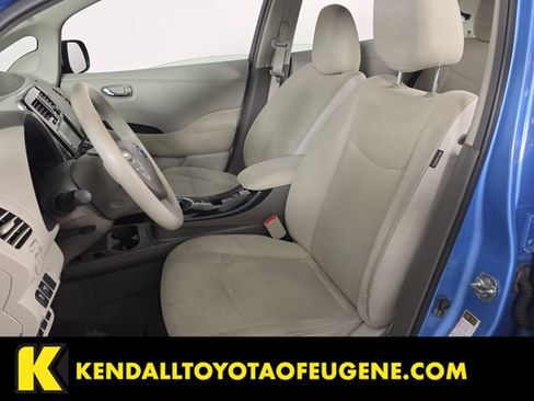 Used 2011 Nissan Leaf FWD image 15