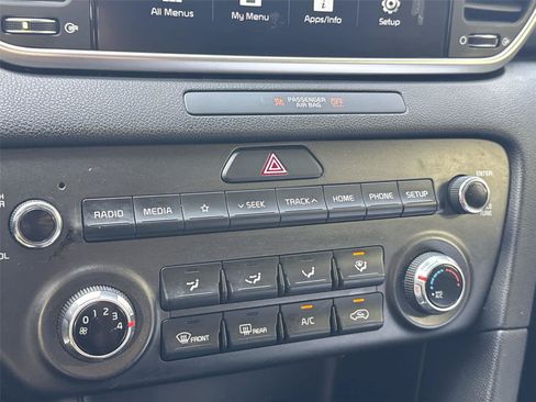 Used 2020 Kia Sportage LX FWD image 17