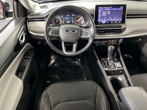 Used 2022 Jeep Compass Limited AWD/4WD image 21