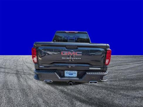 Used 2023 GMC Sierra 1500 Elevation w/ Elevation Premium Package AWD/4WD image 5
