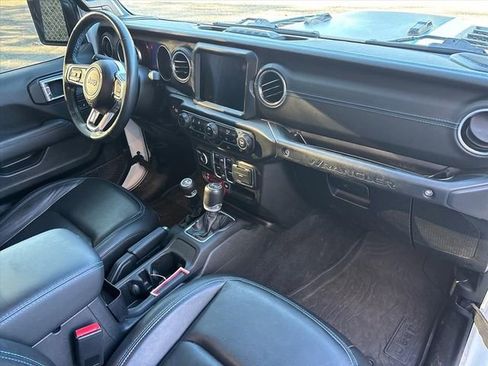 Used 2023 Jeep Wrangler Unlimited Rubicon 4xe w/ Cold Weather Group image 18