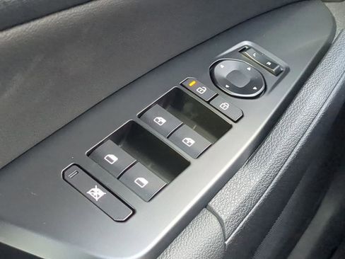 New 2026 Kia Sportage EX image 18