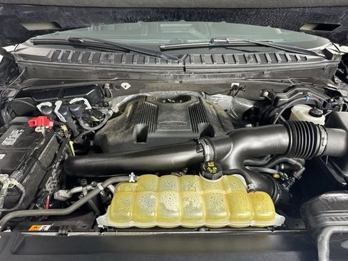 Used 2020 Ford Expedition Limited w/ Equipment Group 302A AWD/4WD image 29