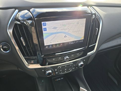 Used 2022 Chevrolet Traverse High Country image 45