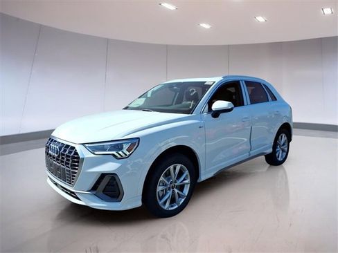 New 2025 Audi Q3 2.0T Premium image 4