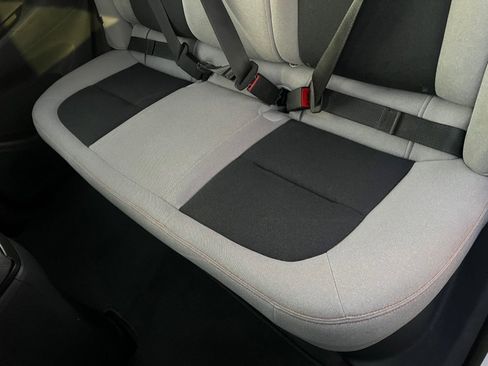 Used 2021 Chevrolet Bolt LT image 40