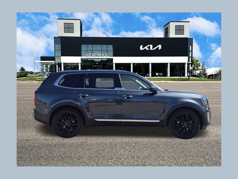 Certified 2022 Kia Telluride SX image 1