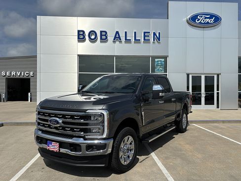 New 2026 Ford F250 Lariat w/ Lariat Premium Package AWD/4WD image 1