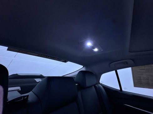Used 2025 Toyota Camry XLE FWD image 38