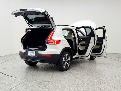New 2026 Volvo XC40 B5 Plus w/ Climate Package image 11