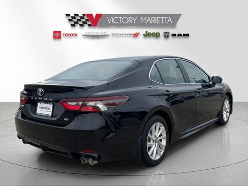 Used 2024 Toyota Camry SE FWD image 5