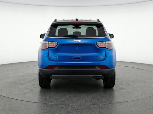 Used 2025 Jeep Compass Limited AWD/4WD image 7