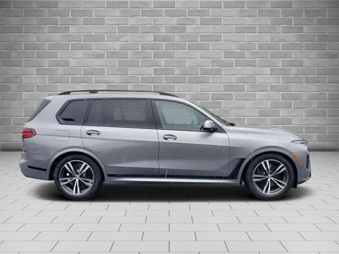 Used 2026 BMW X7 xDrive40i AWD/4WD image 4
