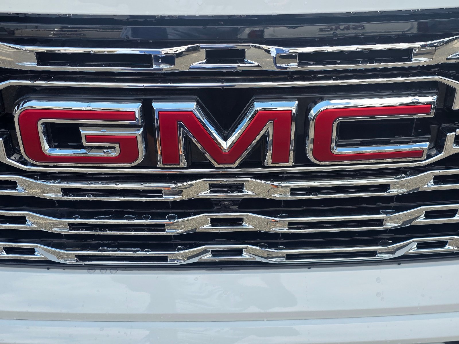 New 2026 GMC Canyon Denali AWD/4WD image 3