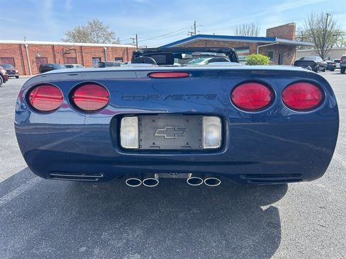 Used 2000 Chevrolet Corvette Convertible w/ Memory Pkg image 4