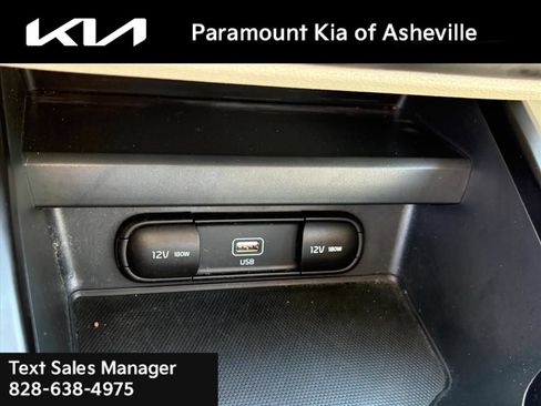 Used 2020 Kia Soul LX FWD image 23