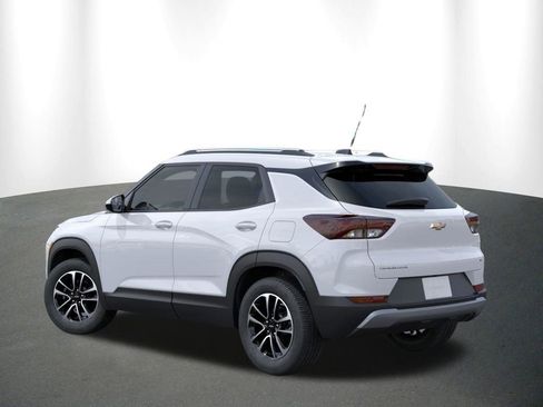 New 2026 Chevrolet TrailBlazer LT FWD image 4