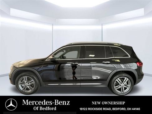 Used 2026 Mercedes-Benz GLB 250 4MATIC image 4