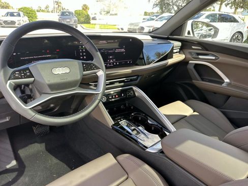 New 2025 Audi Q5 Premium Plus image 16