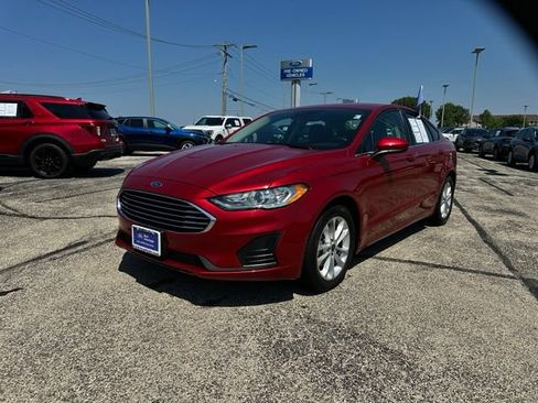 Certified 2020 Ford Fusion SE FWD image 3