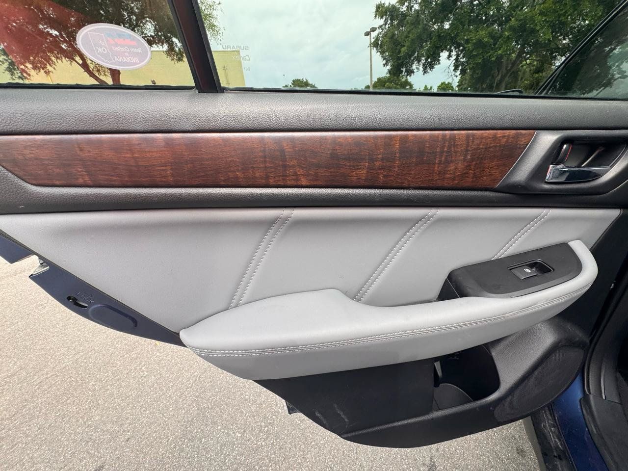 Used 2019 Subaru Outback 2.5i Limited AWD/4WD image 19