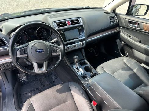 Used 2016 Subaru Outback 3.6R Limited AWD/4WD image 13