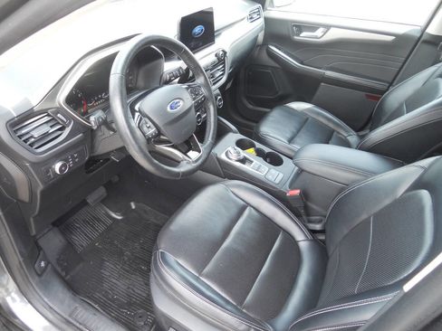 Used 2021 Ford Escape SEL image 12
