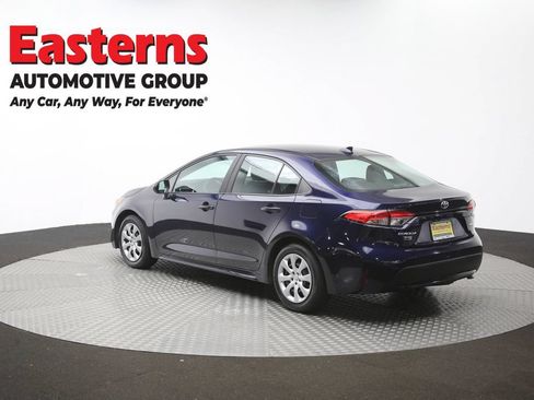 Used 2021 Toyota Corolla LE FWD image 63