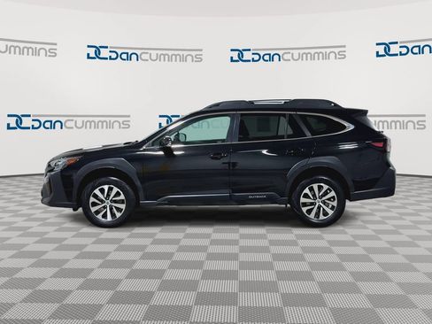 Used 2023 Subaru Outback Premium AWD/4WD image 5