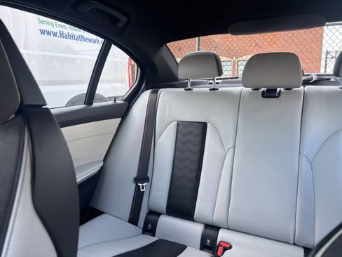 Used 2022 BMW M3 Competition w/ Executive Package image 22