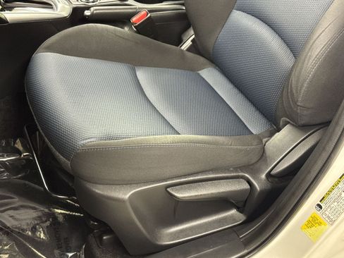 Used 2019 Toyota Yaris LE FWD image 26