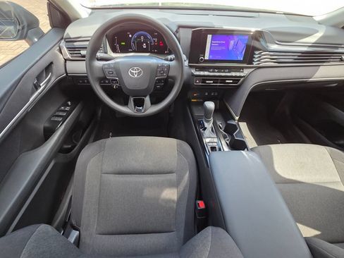 Used 2026 Toyota Camry LE FWD image 6