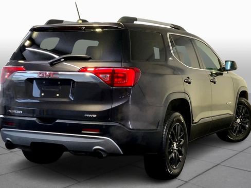 Used 2018 GMC Acadia SLT image 12