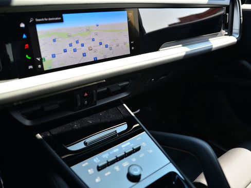 Used 2026 Porsche Cayenne S image 29