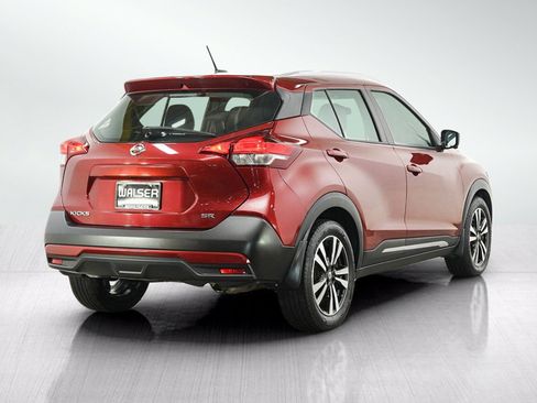 Used 2019 Nissan Kicks SR w/ SR Premium Package FWD image 5