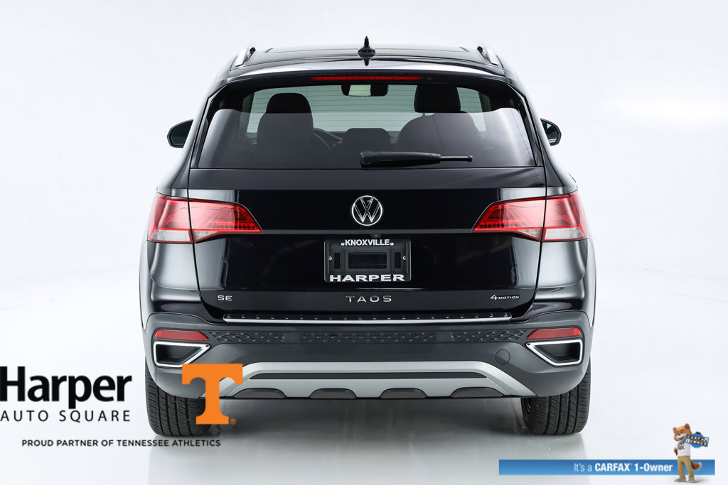 Used 2023 Volkswagen Taos SE w/ Panoramic Sunroof Package AWD/4WD image 46