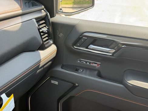 New 2026 GMC Sierra 1500 AT4 w/ AT4 Premium Package AWD/4WD image 29